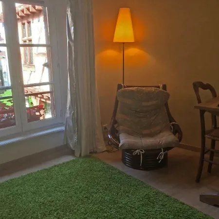 D'hotes Tilours Bed & Breakfast